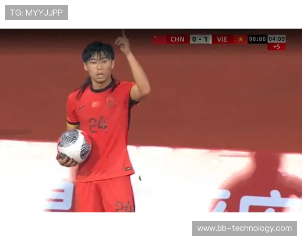 0比1再败国足低迷前路何在